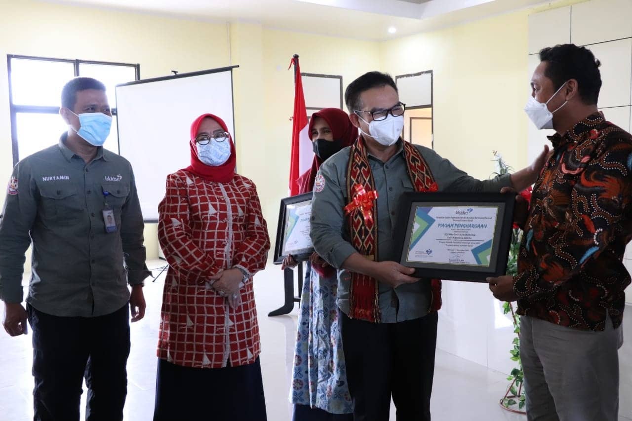 Di Hadapan Kepala BKKBN, Wagub Sulbar Sebut Penyuluh KB Sebagai Ujung Tombak Pembangunan Keluarga